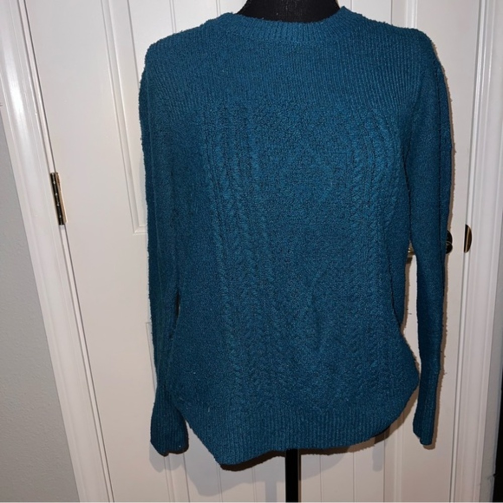 St John’s Bay Sweater Medium- Blue Cable Knit